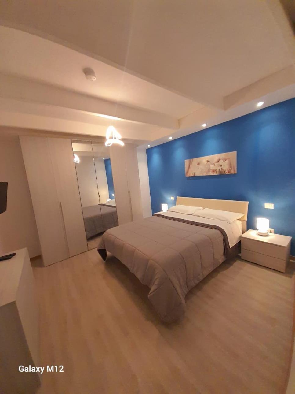 Residenza Mena Marina Corricella Appartement Procida Buitenkant foto